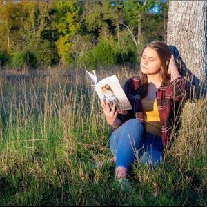 Meet your Posher, Emily